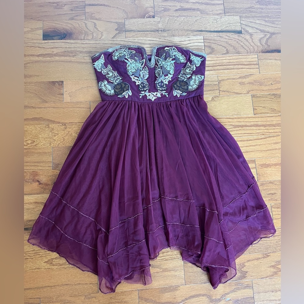 Free People Maroon embroidered top dress size 4